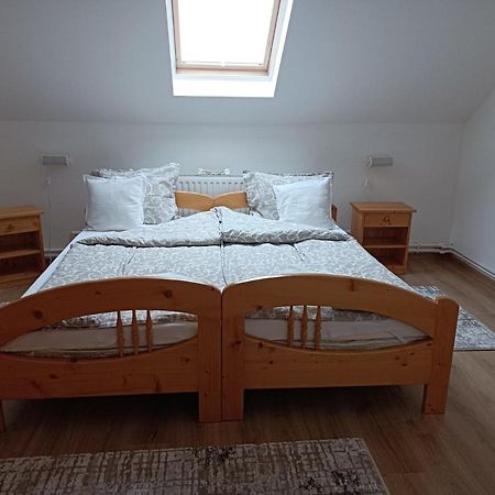 Narcisz B&B Корунд Екстер'єр фото