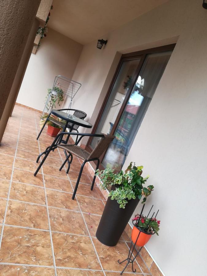 Narcisz B&B Корунд Екстер'єр фото